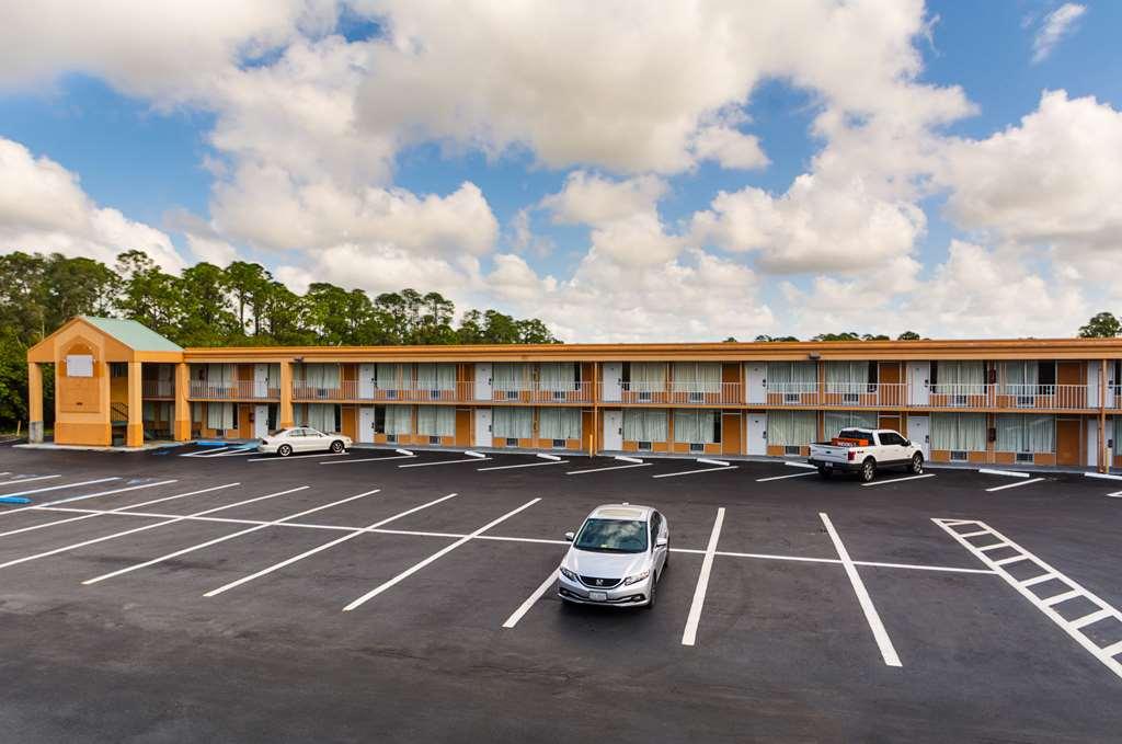 Red Roof Inn Vero Beach - I-95 Экстерьер фото