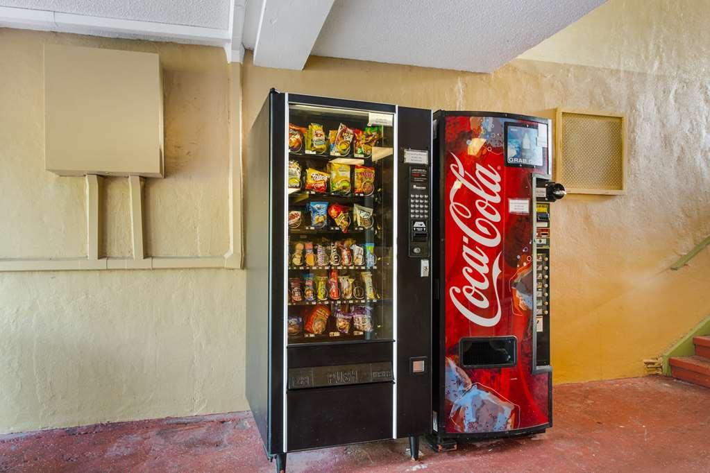 Red Roof Inn Vero Beach - I-95 Удобства фото