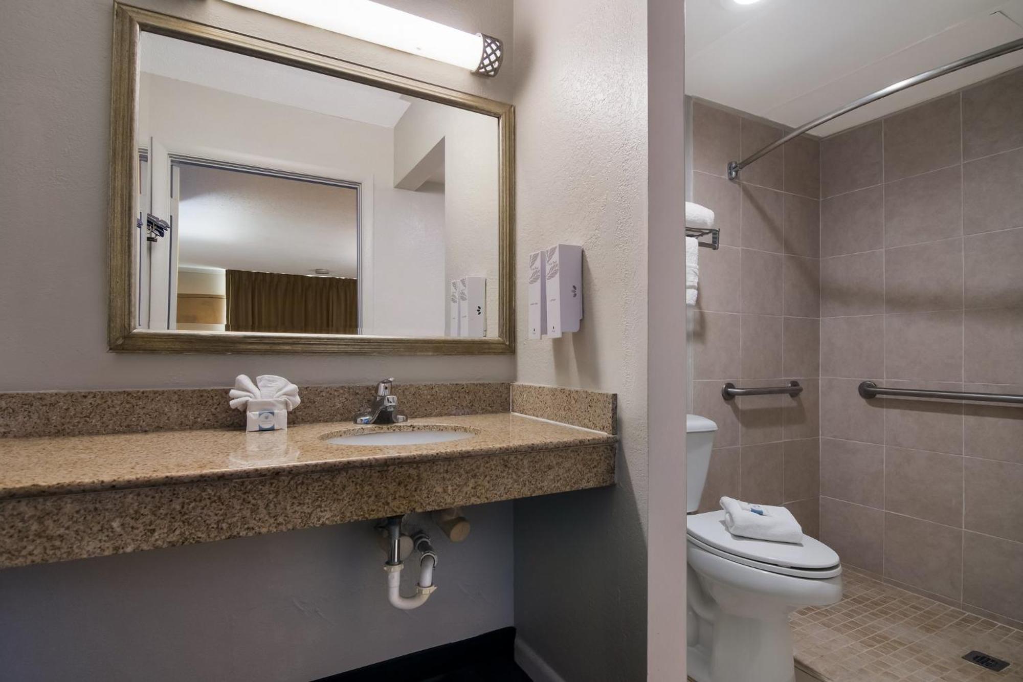 Red Roof Inn Vero Beach - I-95 Экстерьер фото